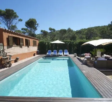 Villa Sleeps 5 Pool Wifi Begur