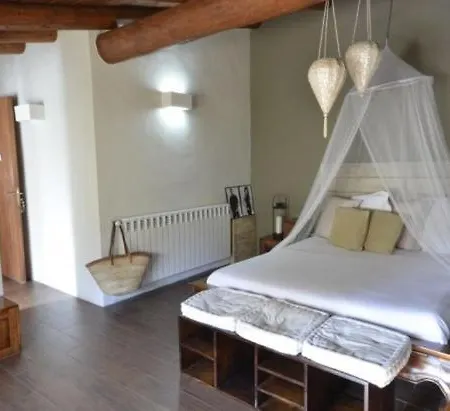 Sleeps 5 Pool Wifi *